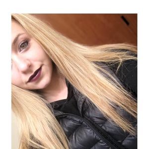 Meet your Posher, Rochelle